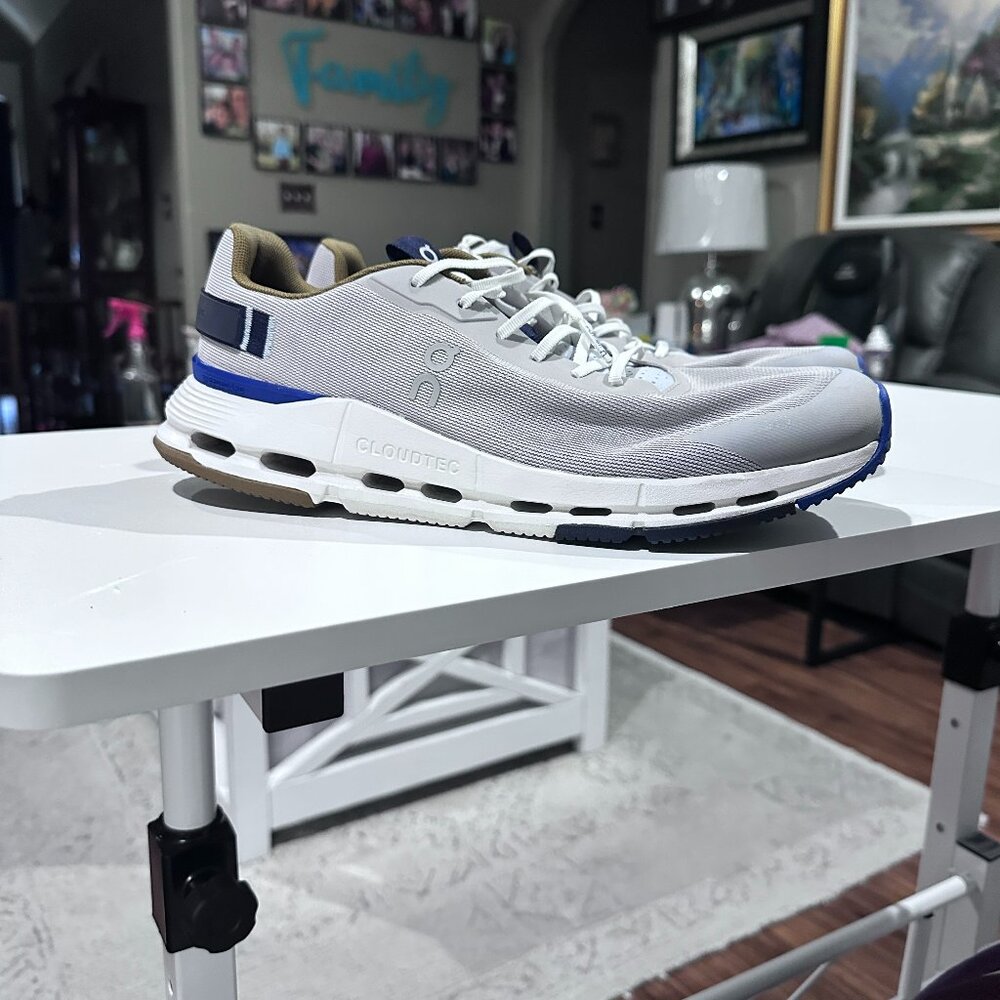 On Cloudnova Form 2 sneakers EEUC